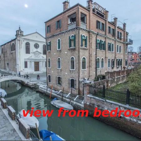 Susy Biennale Apartment - Canal View And Garden Venedig Exterior foto